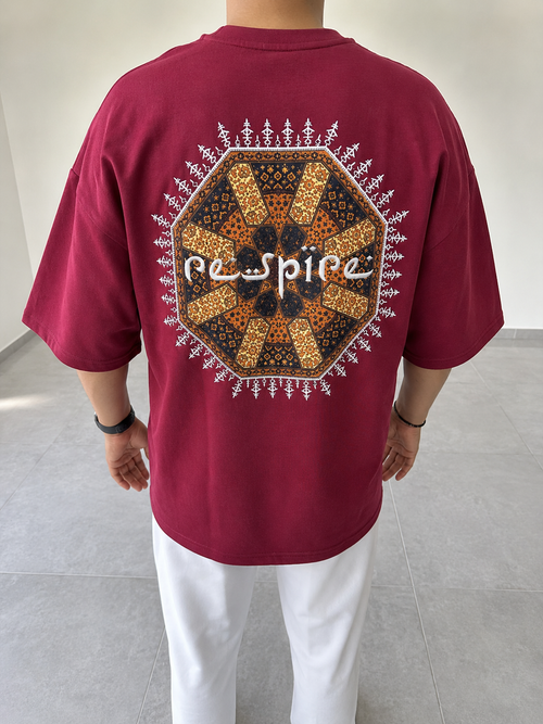 Atlas Mosaic T-Shirt Burgundy – Back view with mosaic print