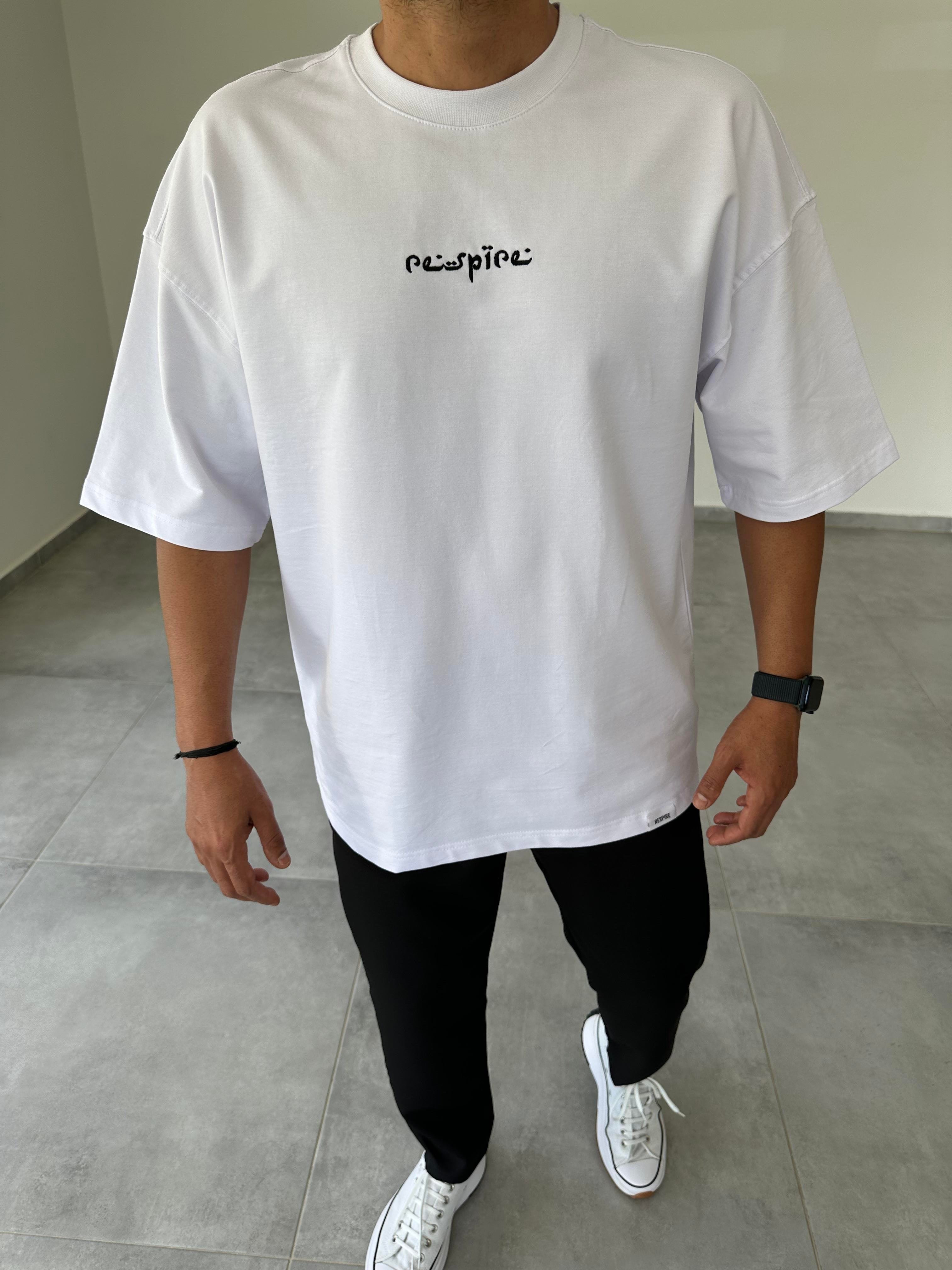 Atlas Mosaic T-Shirt White – Side back view