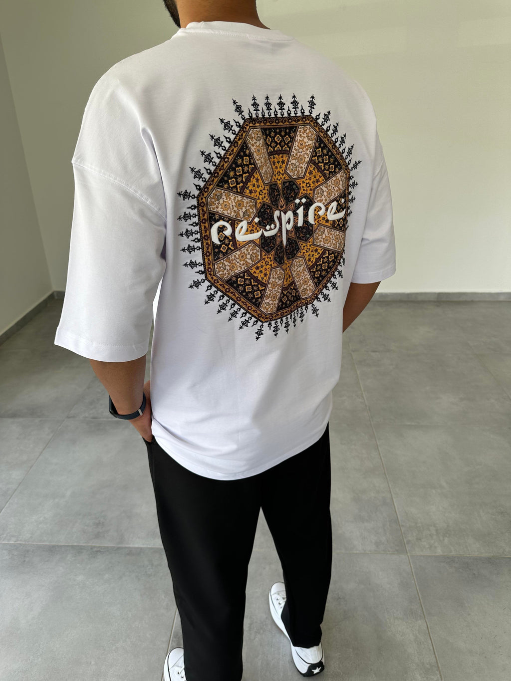 Atlas Mosaic T-Shirt White – Back close-up