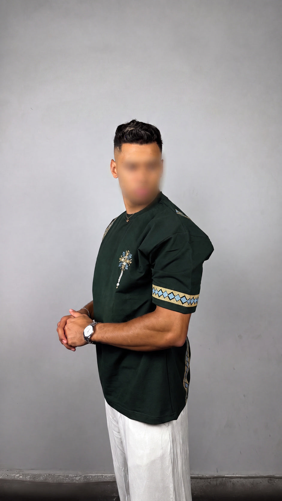 Atlas Elite T-Shirt Green – Front on model