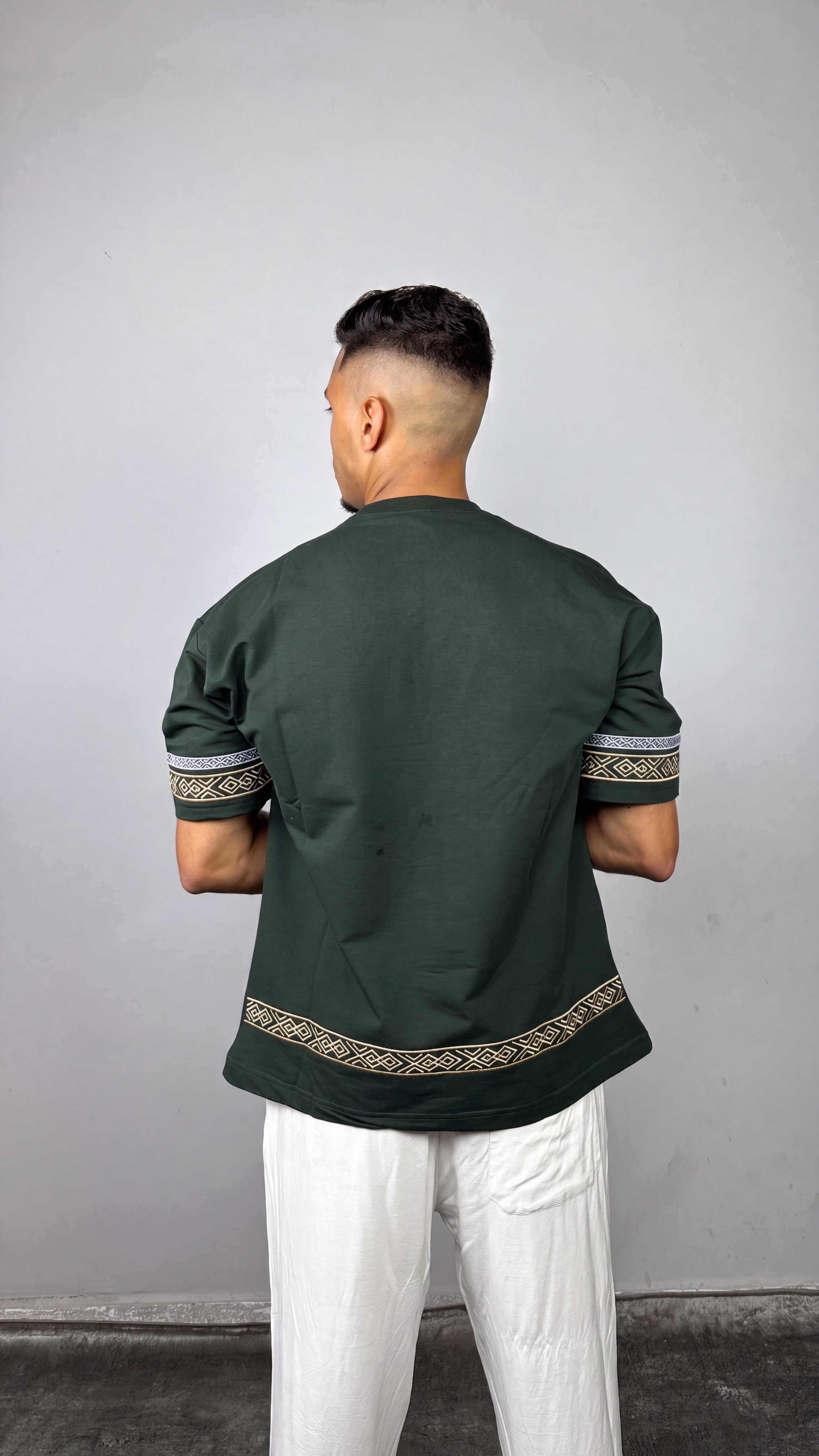 Iconic T-Shirt – Sleeve embroidery detail