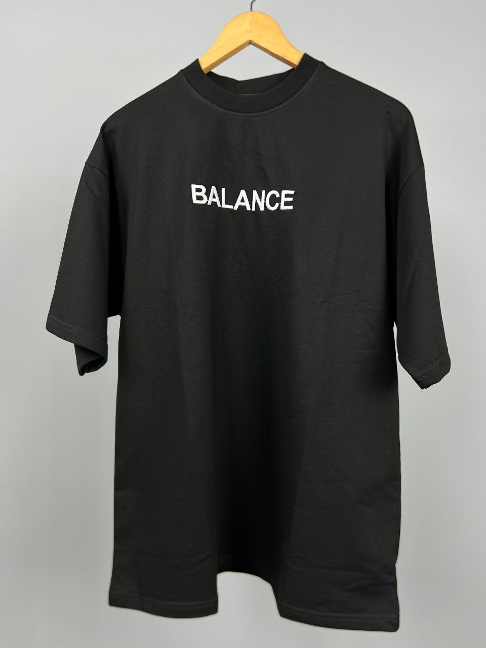 Head & Heart T-Shirt Beige – Front view with BALANCE embroidery