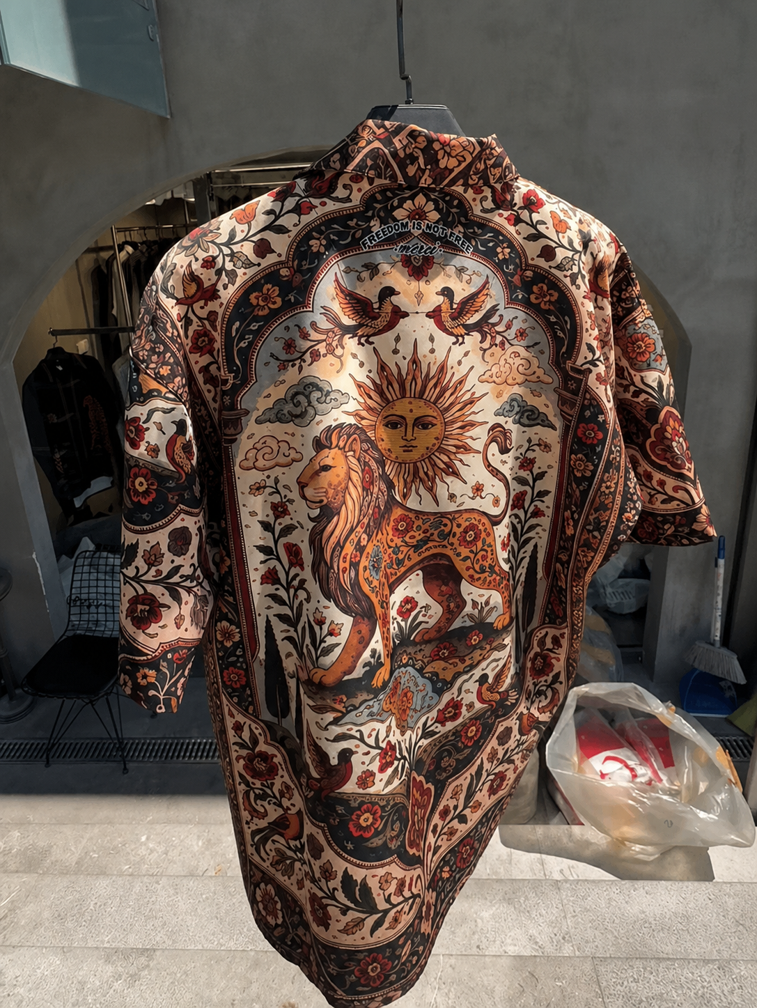 Solar Lion Shirt (Oversized)