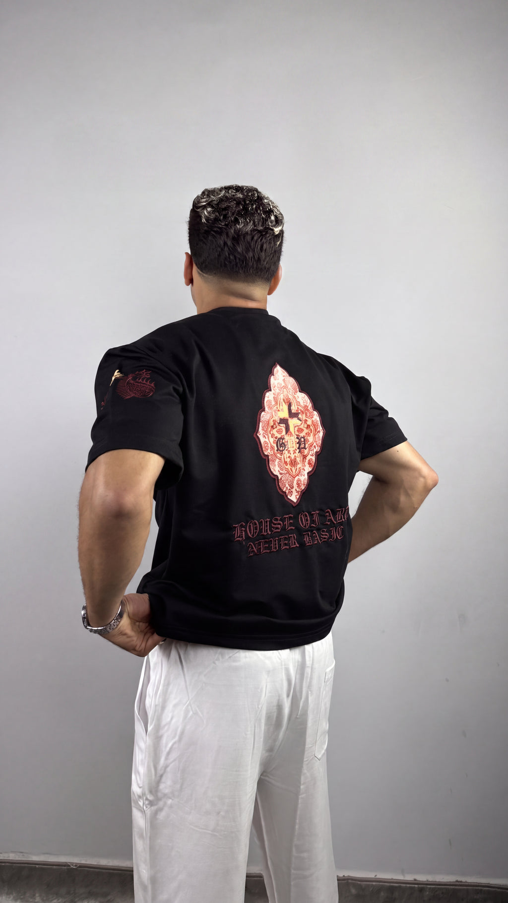 Never Basic T-shirt (Oversized) — 9