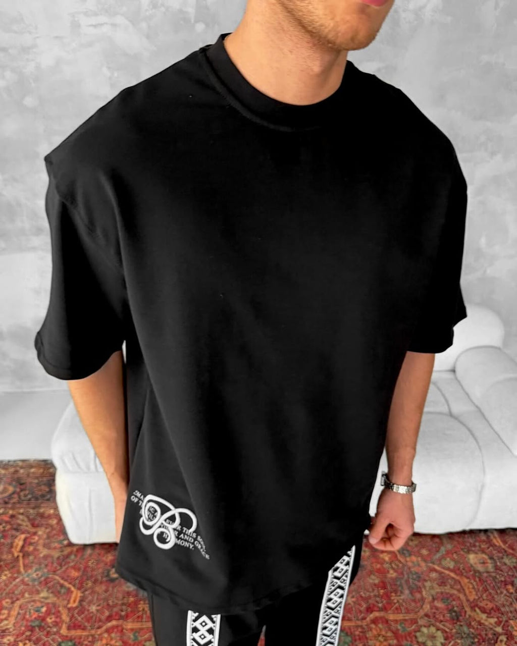 Goat T-shirt (Oversized)