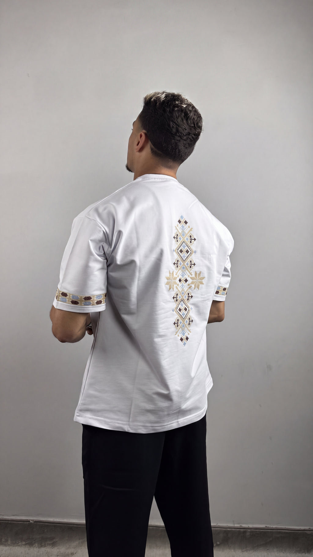 Legacy T-shirt (Oversized) — 6