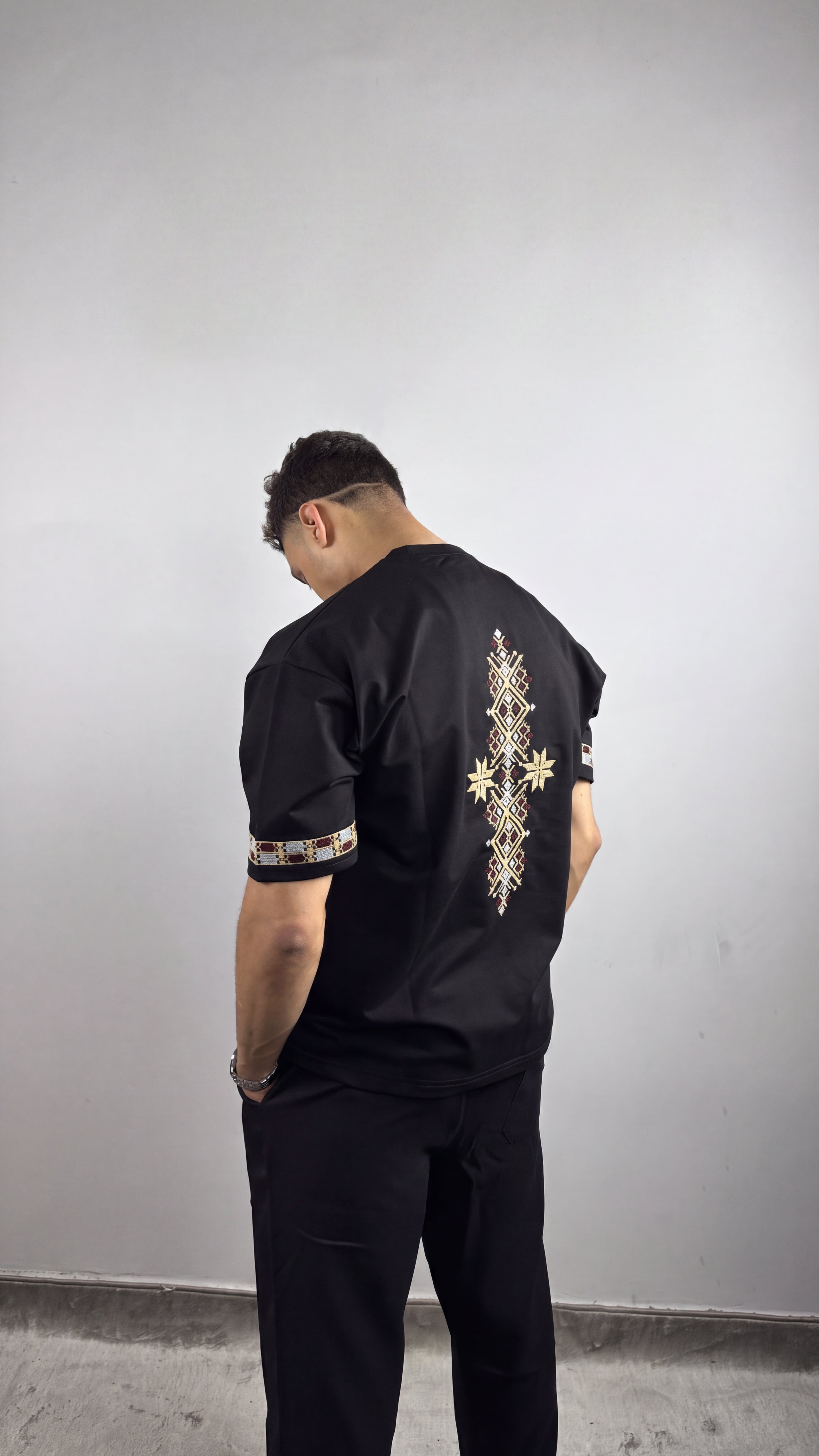 Legacy T-shirt (Oversized) — 9